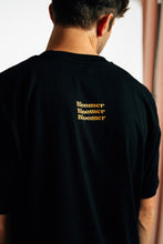 Lade das Bild in den Galerie-Viewer, BLOOMER - Shirt Black Regular - Sun