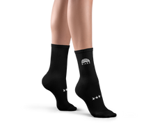 Lade das Bild in den Galerie-Viewer, NIKRA - SOCKS
