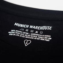 Lade das Bild in den Galerie-Viewer, Munich Warehouse - Comes From The Heart - Shirt Black
